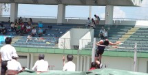 陸上4